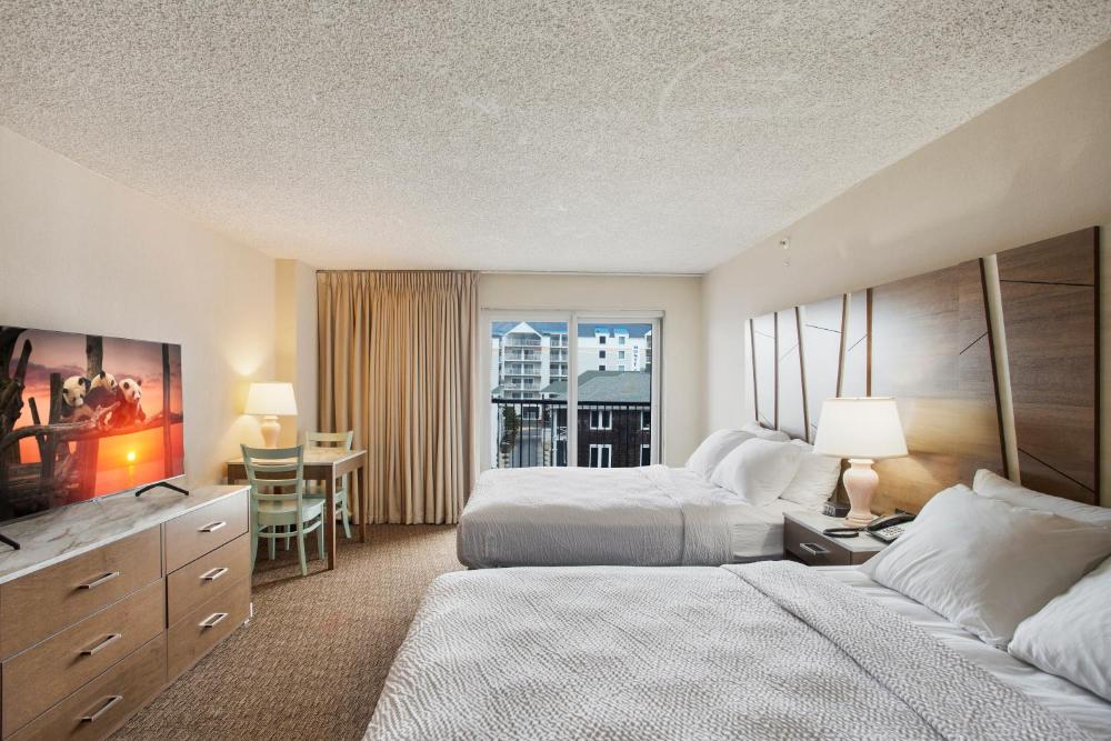 Queen Room with Side Sea View interior